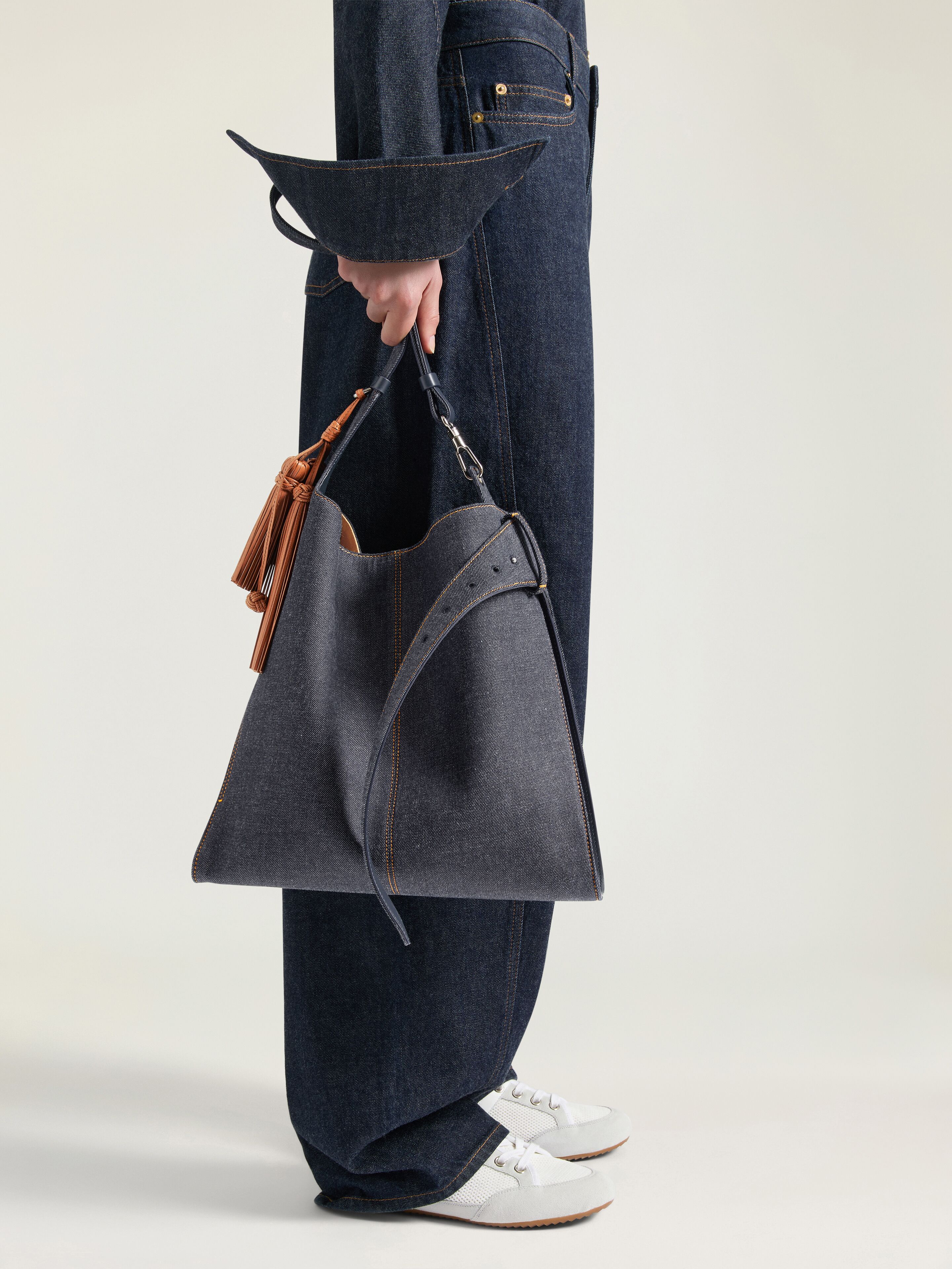 Medium Belted Hobo bag in denim